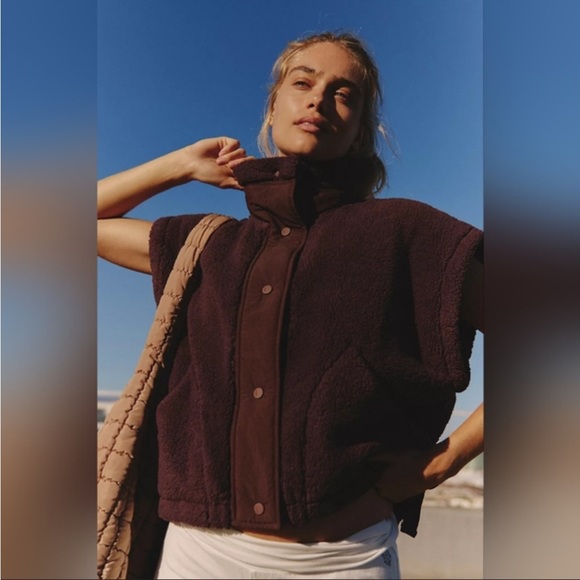 Jackets & Blazers - Movement Scout It Out Vest Oversized Vest Jacket, Size Small